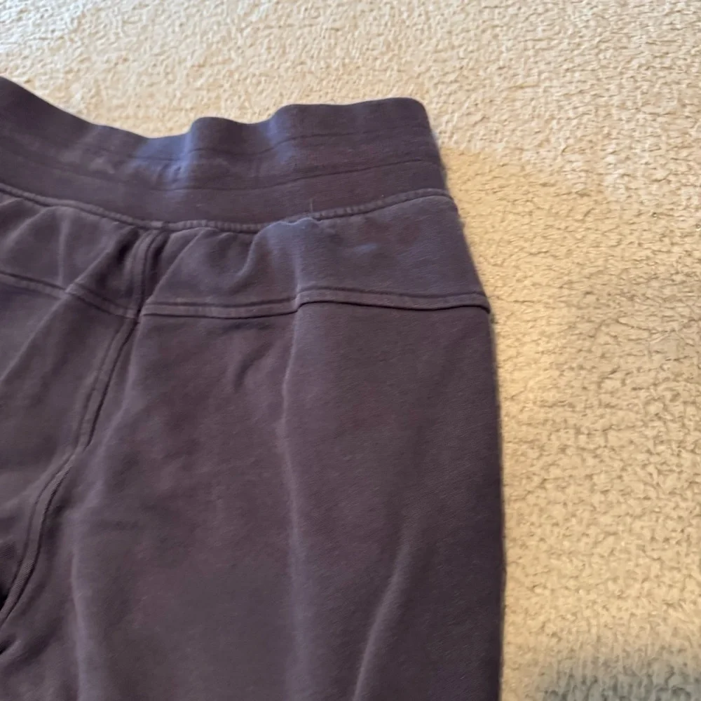 Lululemon Warm Down Jogger (28